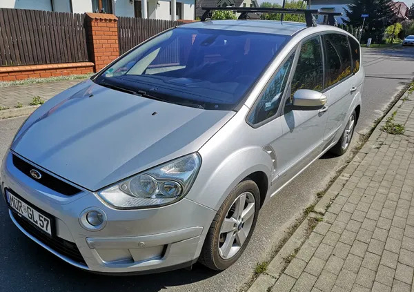 ford łódzkie Ford S-Max cena 17900 przebieg: 241000, rok produkcji 2009 z Łódź